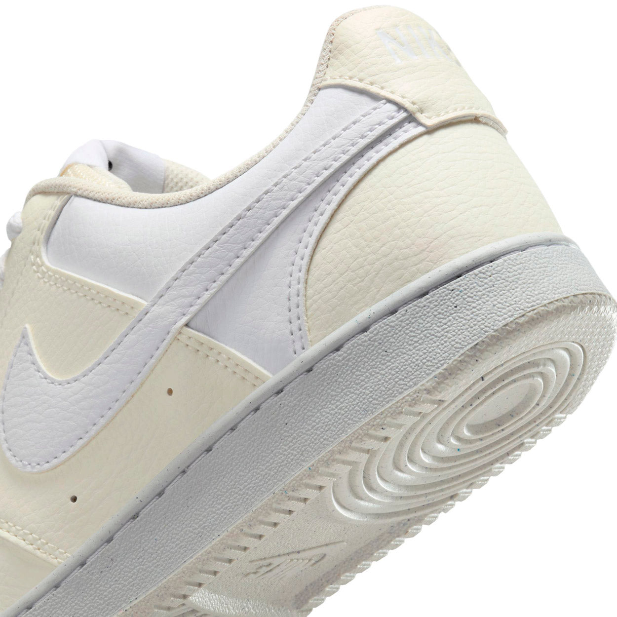 COURT VISION LOW NEXT NATURE SNEAKERS