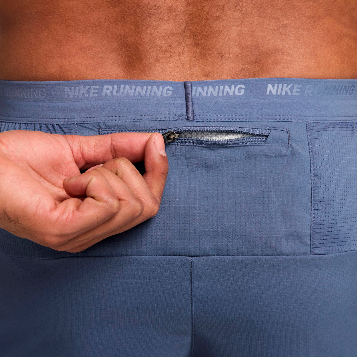 STRIDE DRI-FIT 5" LØBESHORTS