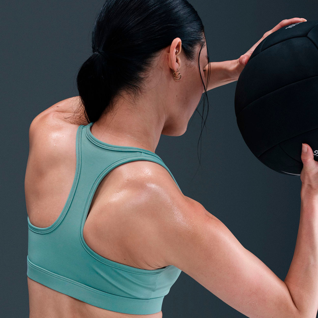 SWOOSH MEDIUM SUPPORT SPORTS BH