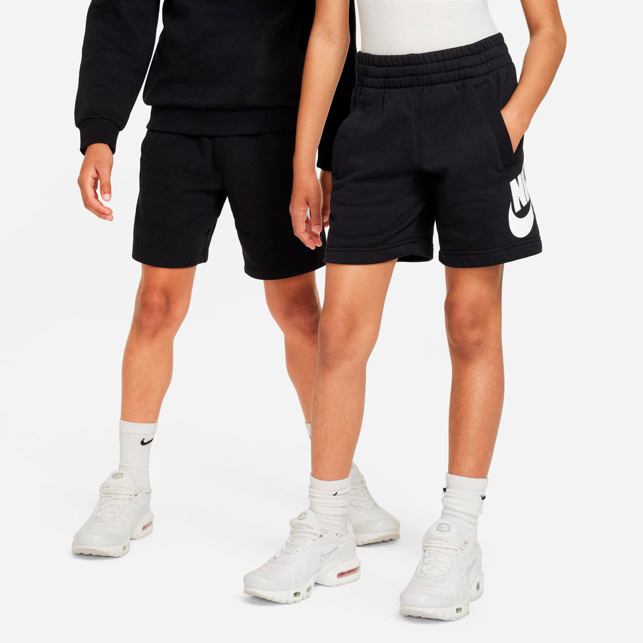 SPORTSWEAR CLUB FLEECE SHORTS