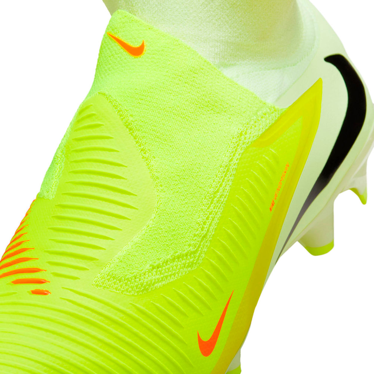 Phantom 6 Pro Fg Fodboldstøvler