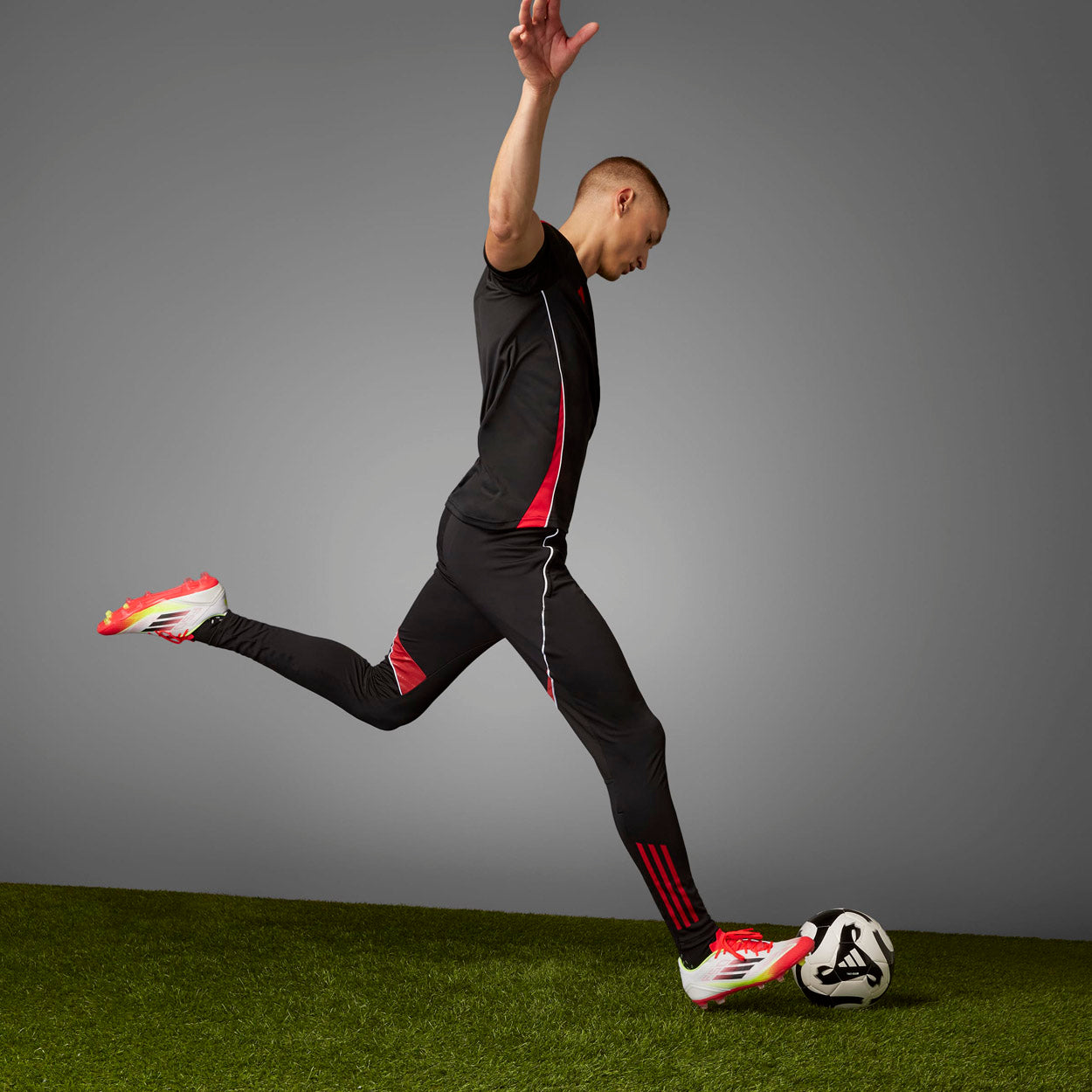 F50 League FG/MG Fodboldstøvler