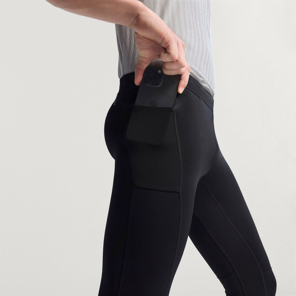 Own The Run Vindstopper Tights