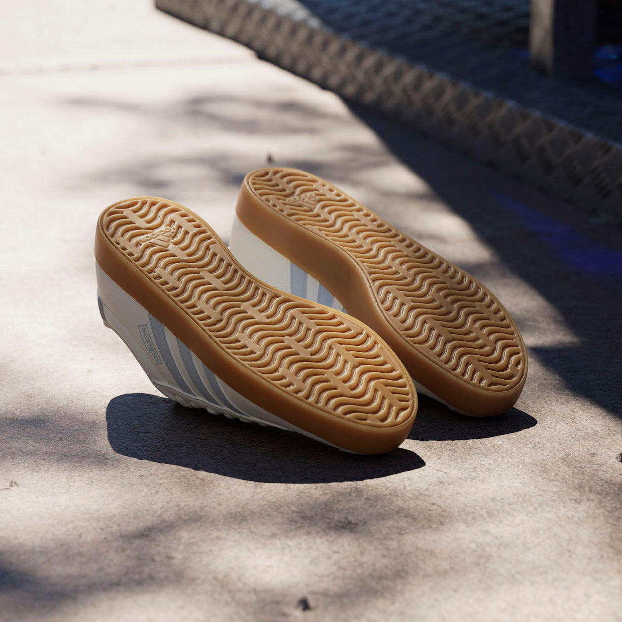 VL Court 3.0 Sneakers