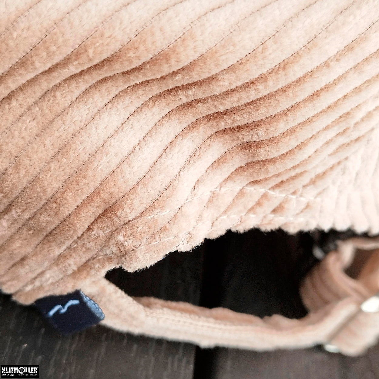 Dad Corduroy Wave Kasket