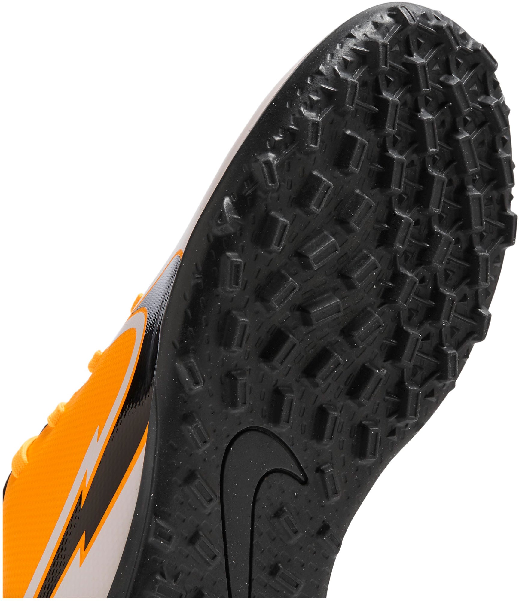 Mercurial Vapor 13 Club TF