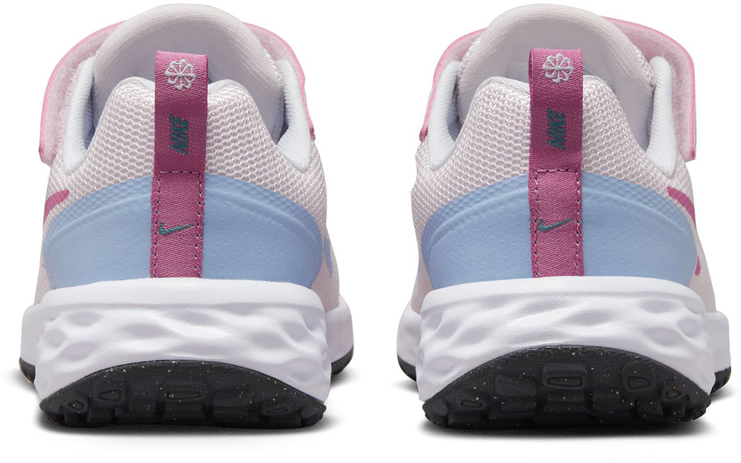 Revolution 6 sneakers