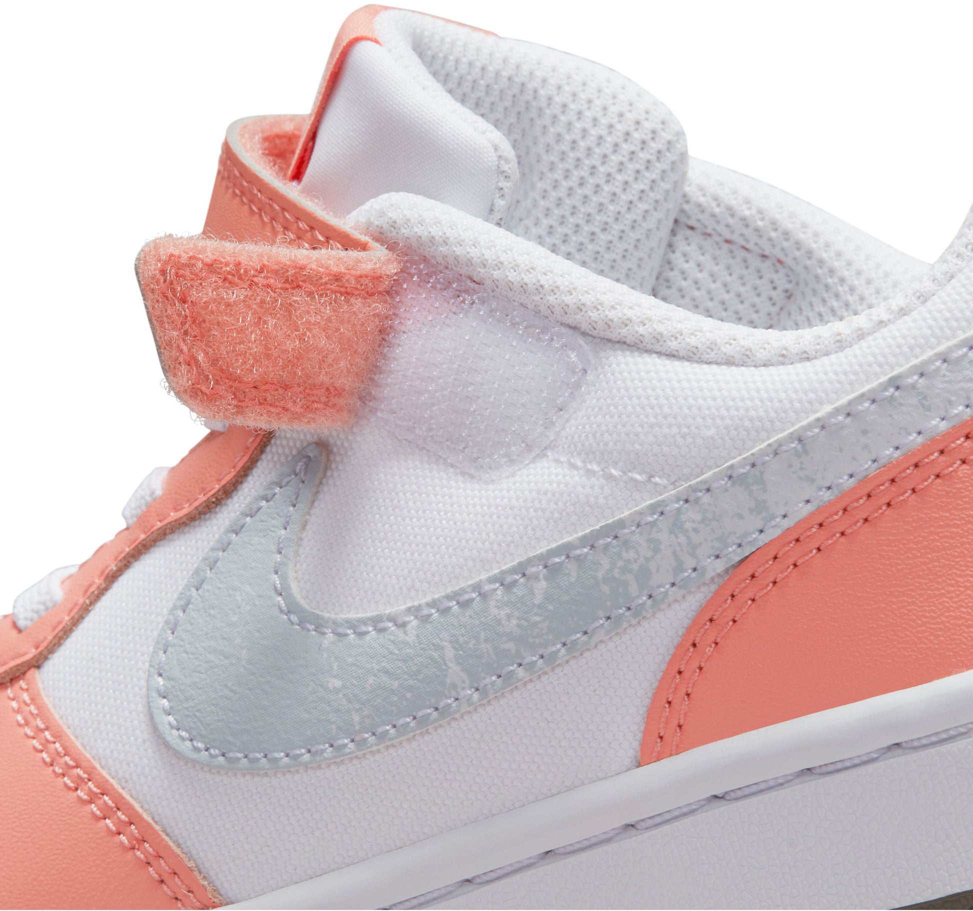 Court Borough Low 2 SE sneakers