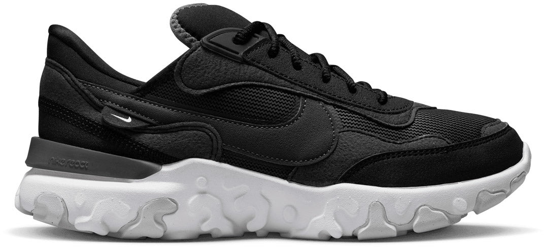 React Revision sneakers