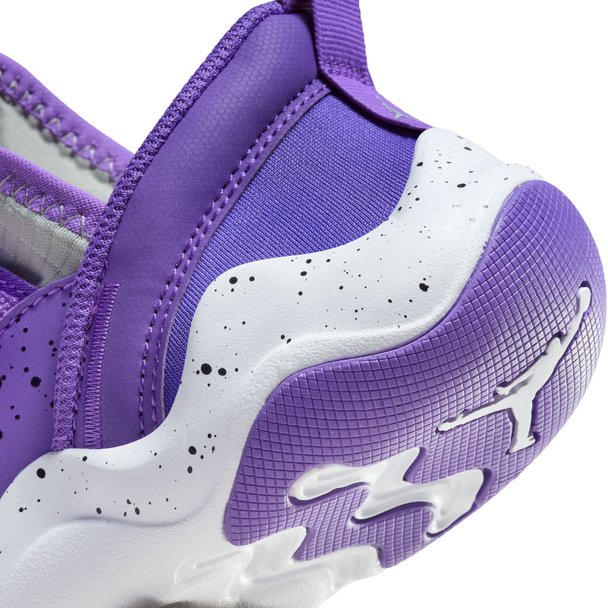 Jordan 23/7 sneakers