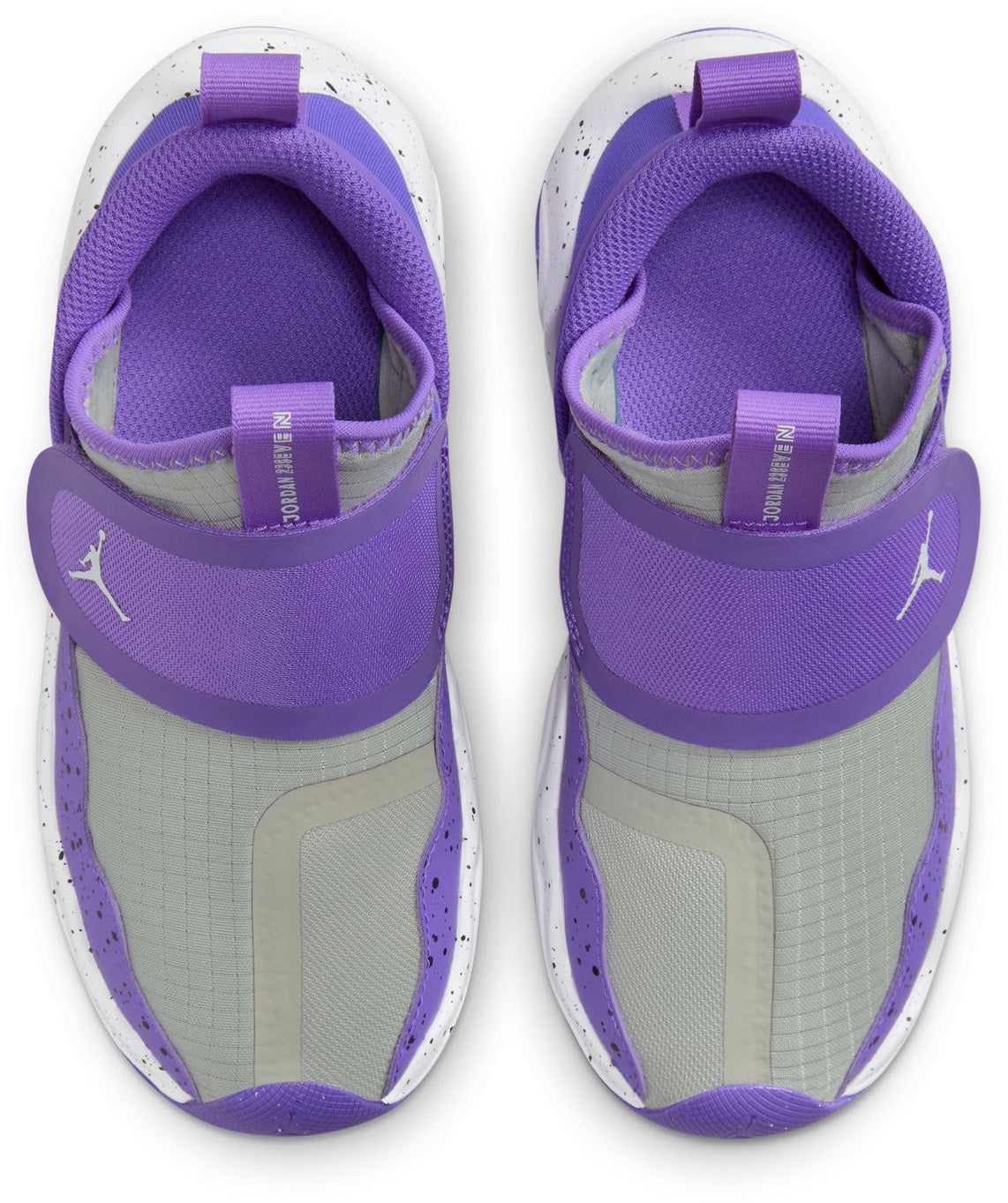 Jordan 23/7 sneakers