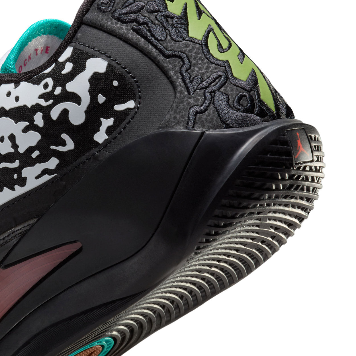 Jordan Zion 3 Sneakers