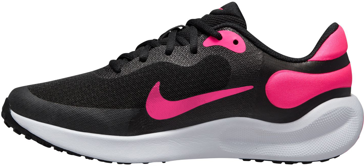 Revolution 7 sneakers