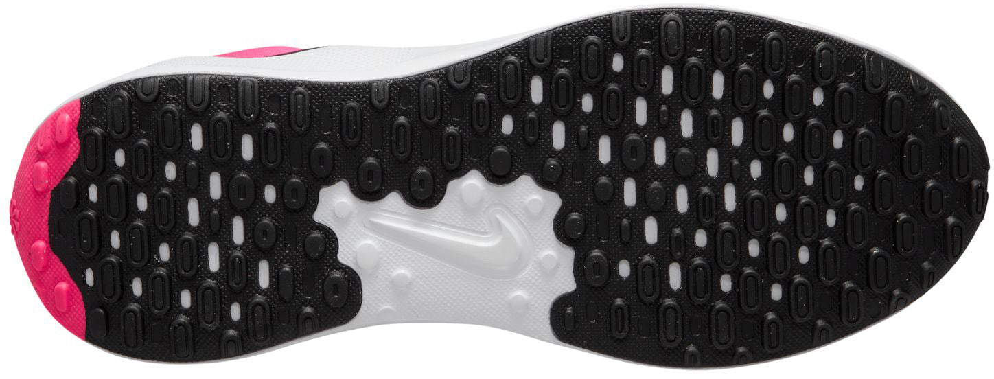 Revolution 7 sneakers