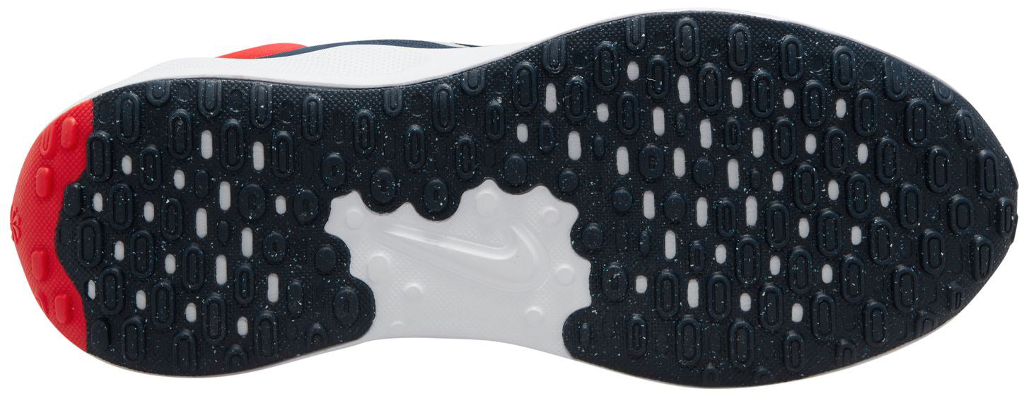 Revolution 7 sneakers