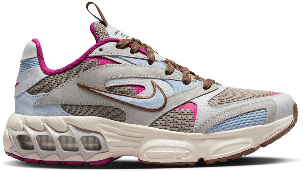 Air Zoom Fire sneakers