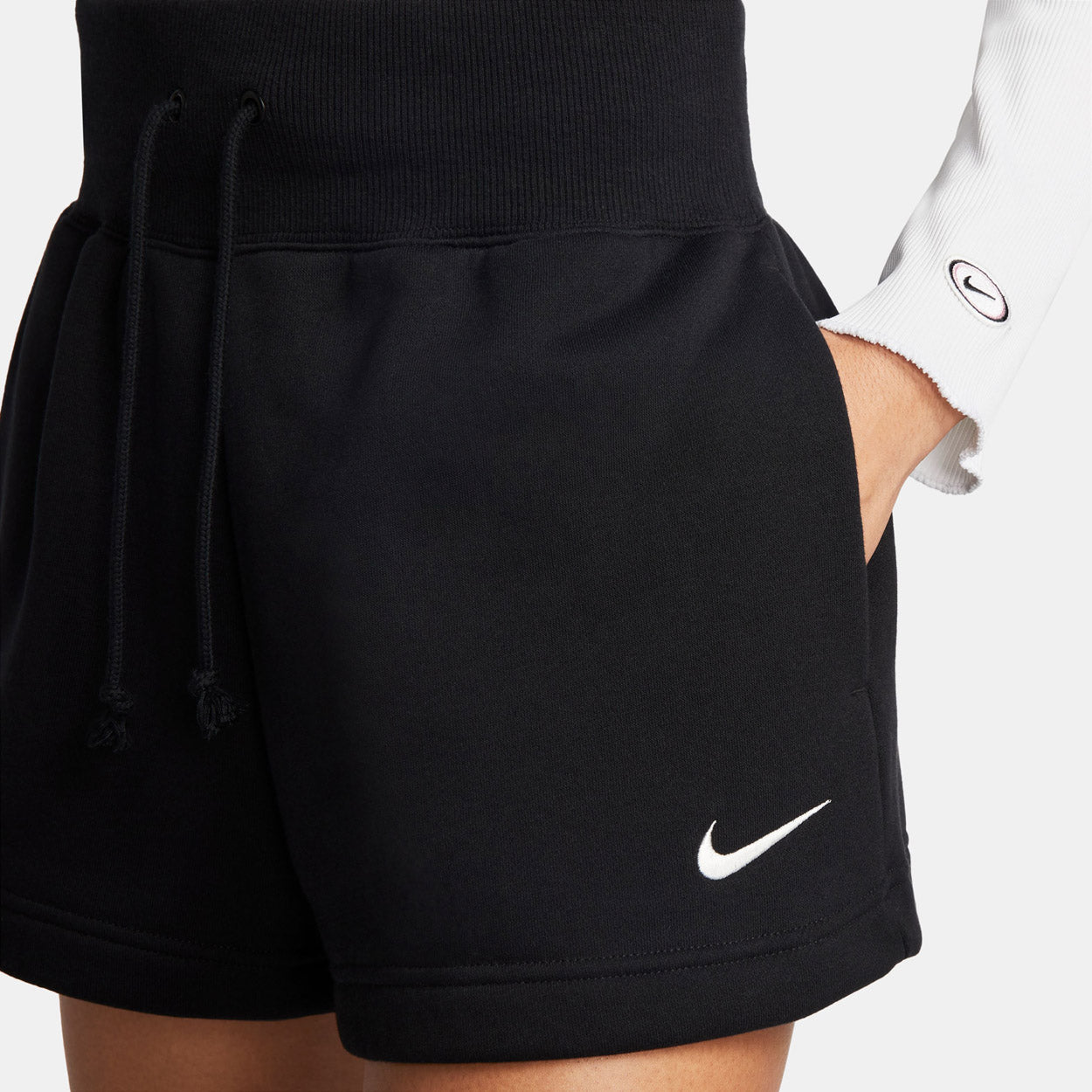 Sportswear Phoenix Fleece High-Waist shorts