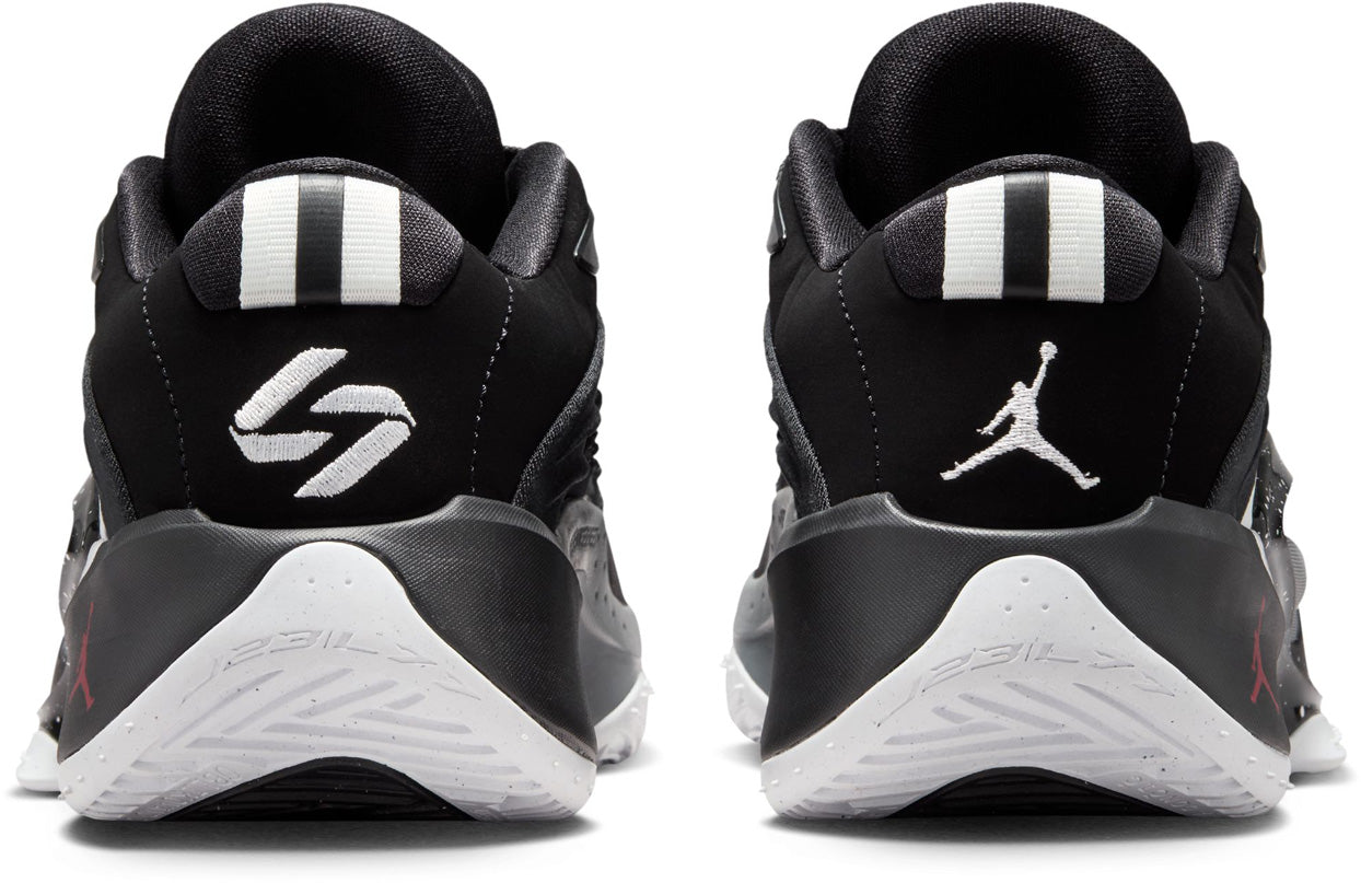 Jordan Luka 3 Sneakers