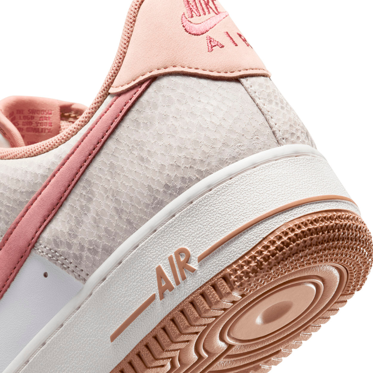 Air Force 1 '07 LV8 Sneakers