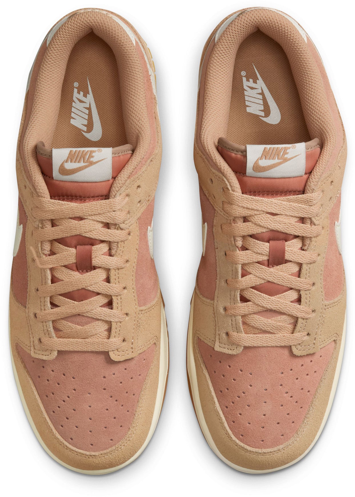 Dunk Low Retro Se Sneakers