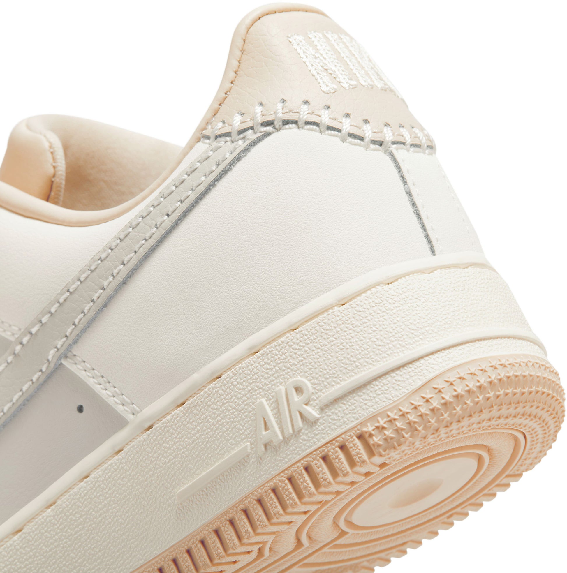 Air Force 1 '07 Sneakers