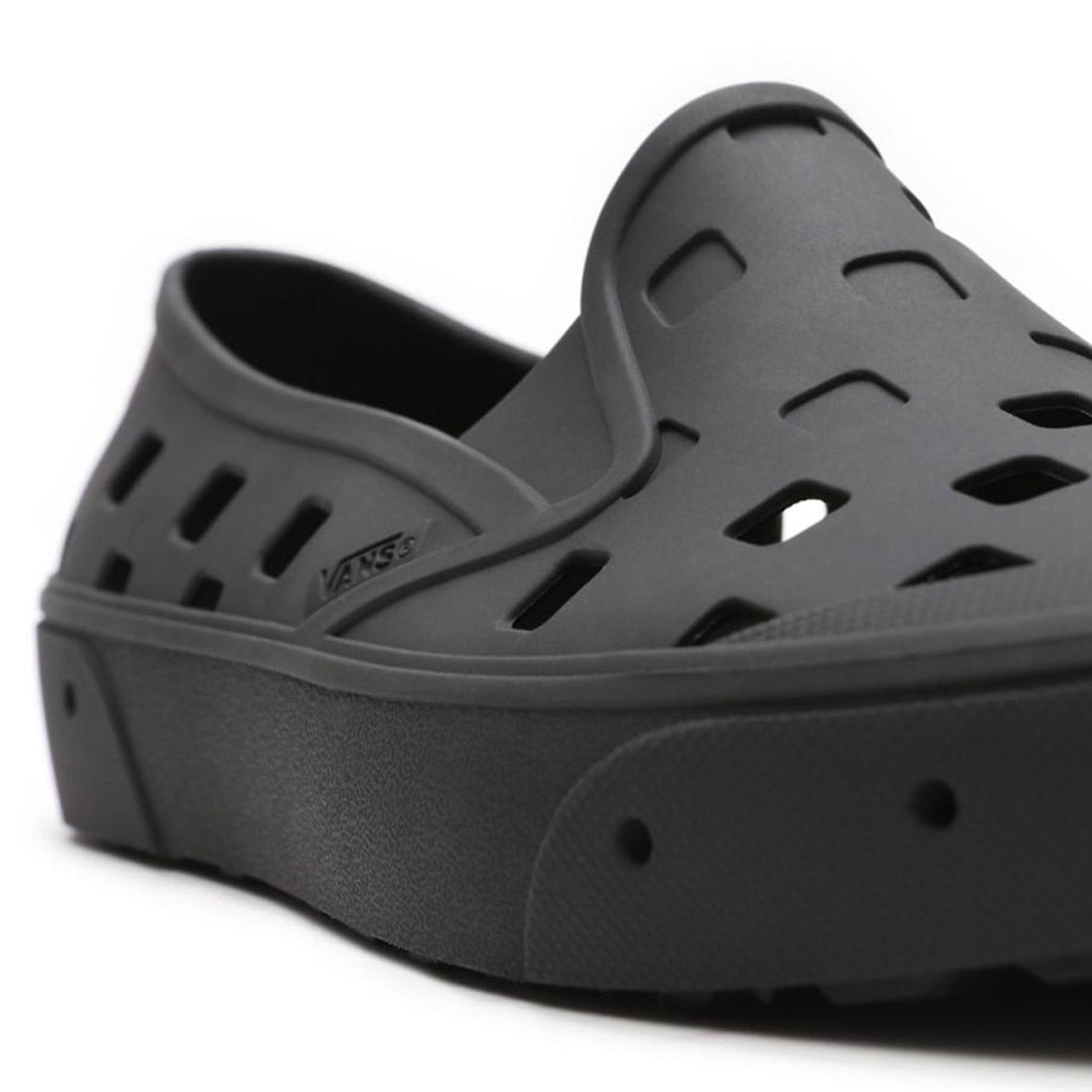 Slip-On TRK sko