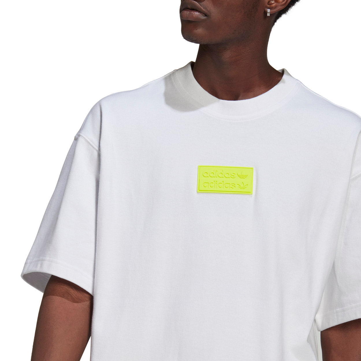 R.Y.V. Oversize Silicone Badge T-shirt