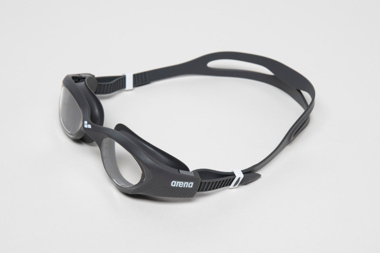 The One svømmebriller