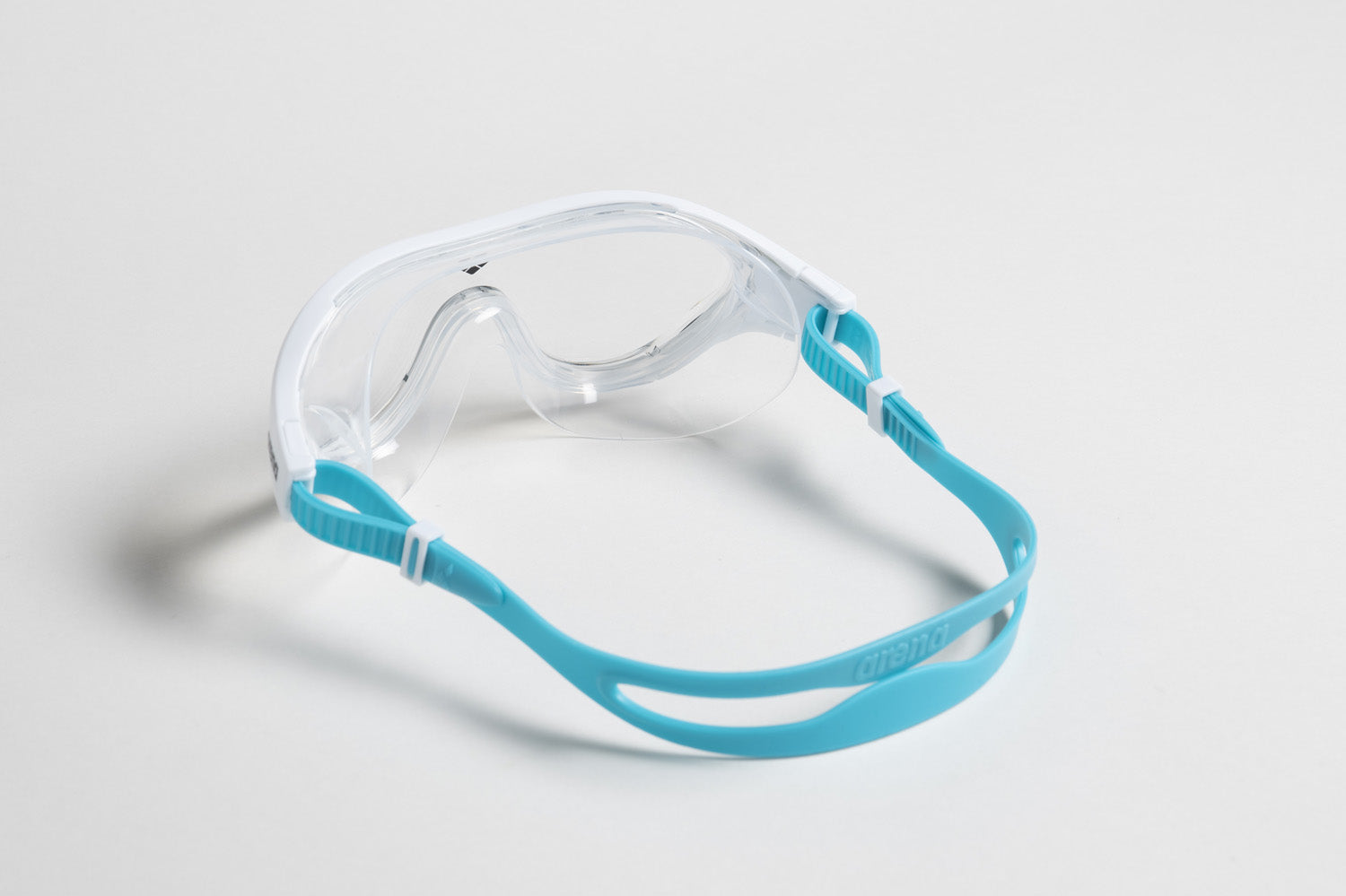 The One svømmebriller