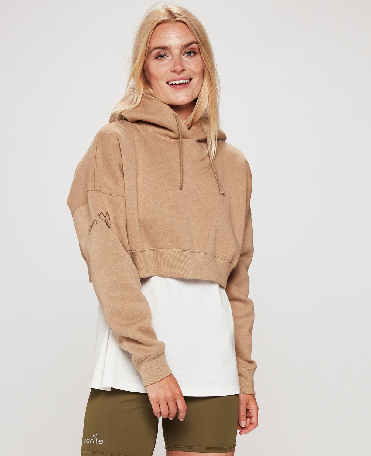 Oversized Crop hættetrøje