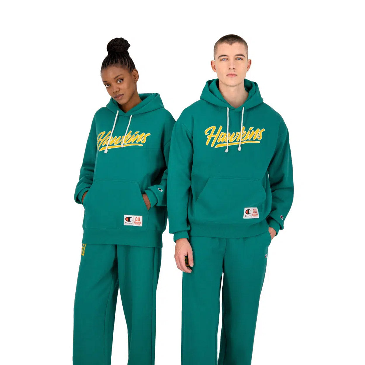 Champion X Stranger Things Hawkins hættetrøje