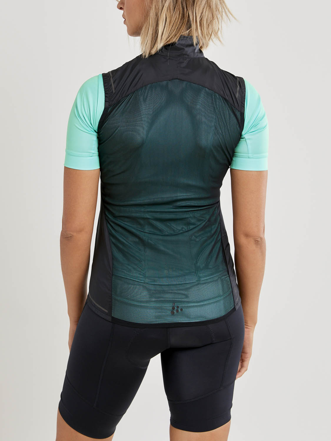 Essence Light Wind Vest