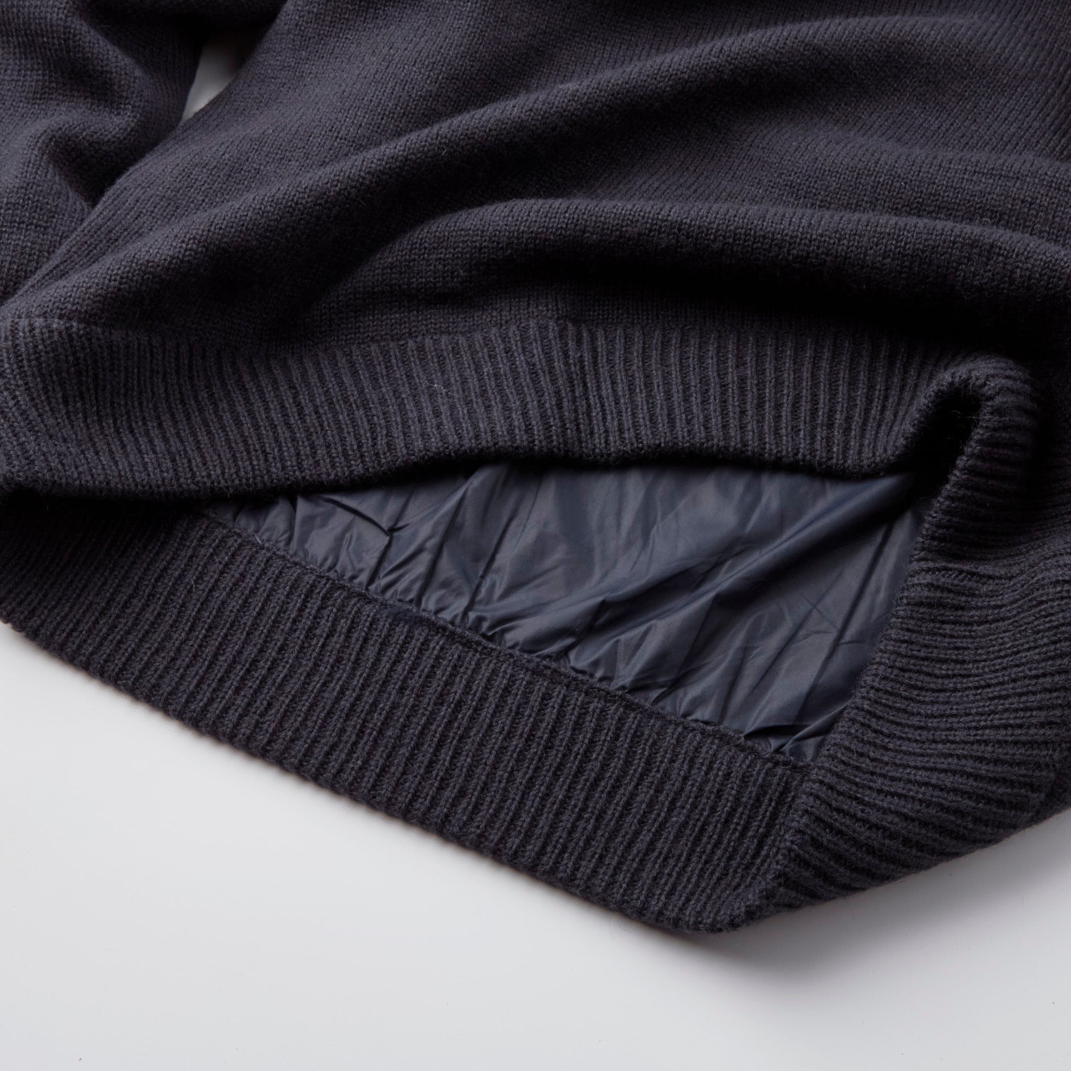 Icon Stripe Wind Knit striktrøje