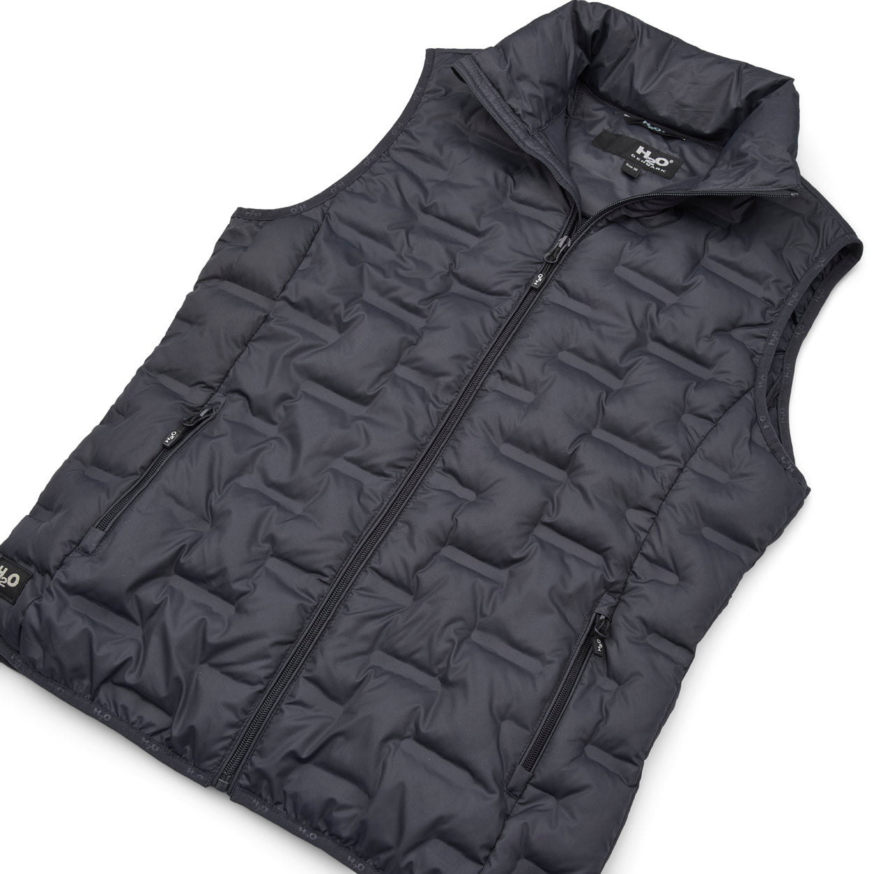 Lanea vest