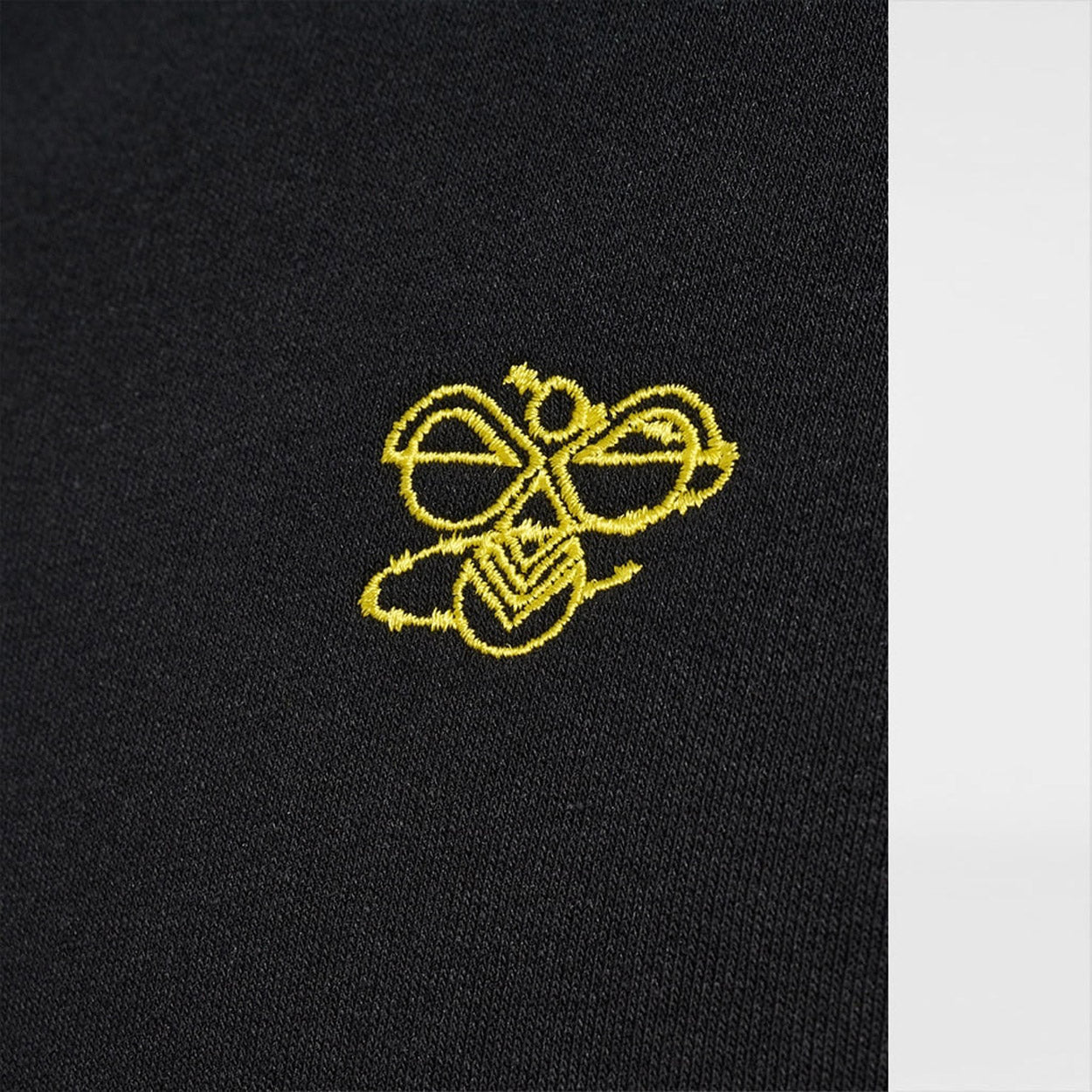 HUMMEL X Amnesty sweatshirt