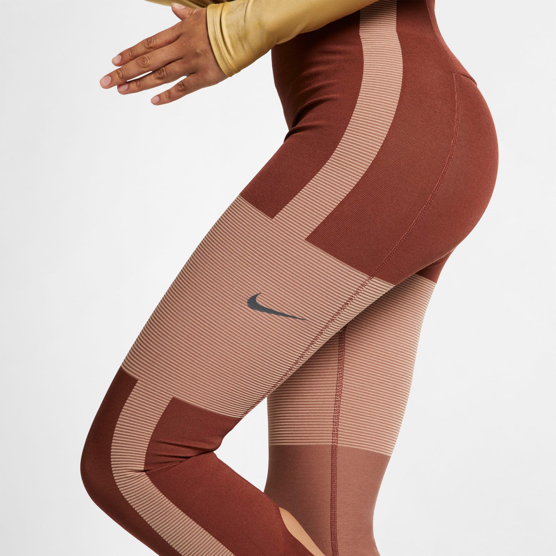 Tech Pack Running Crop