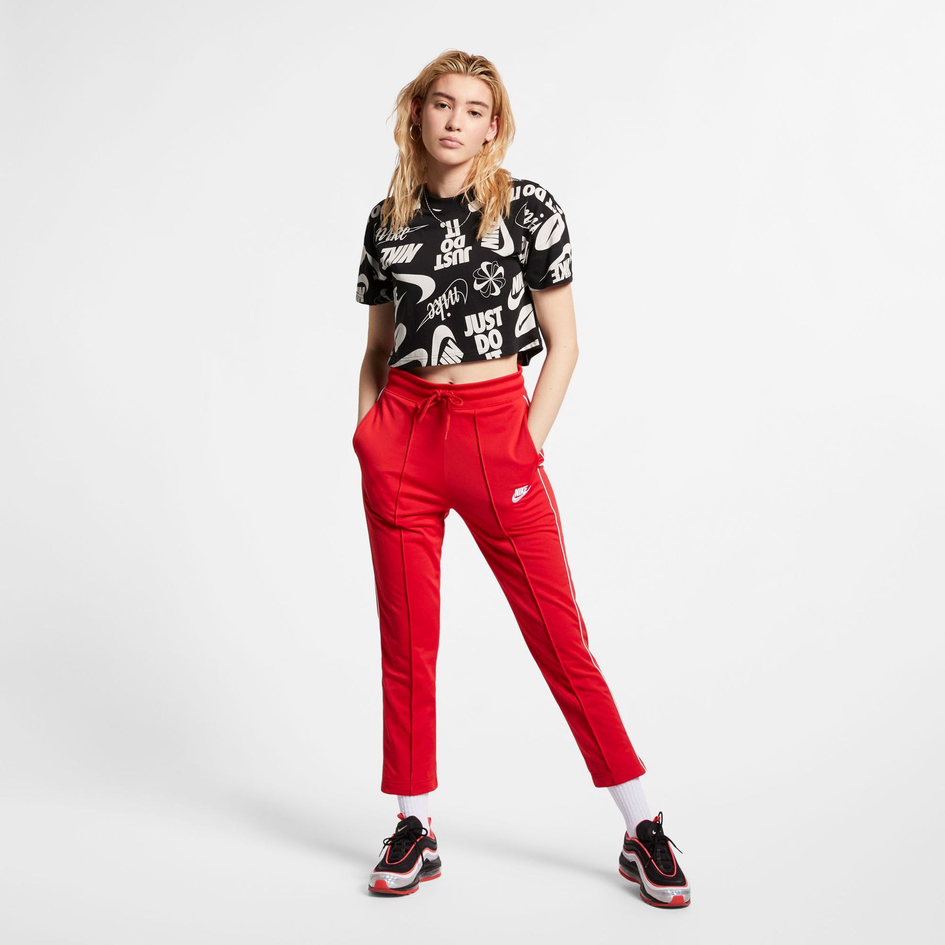 Sportswear Essential Cropped T-shirt