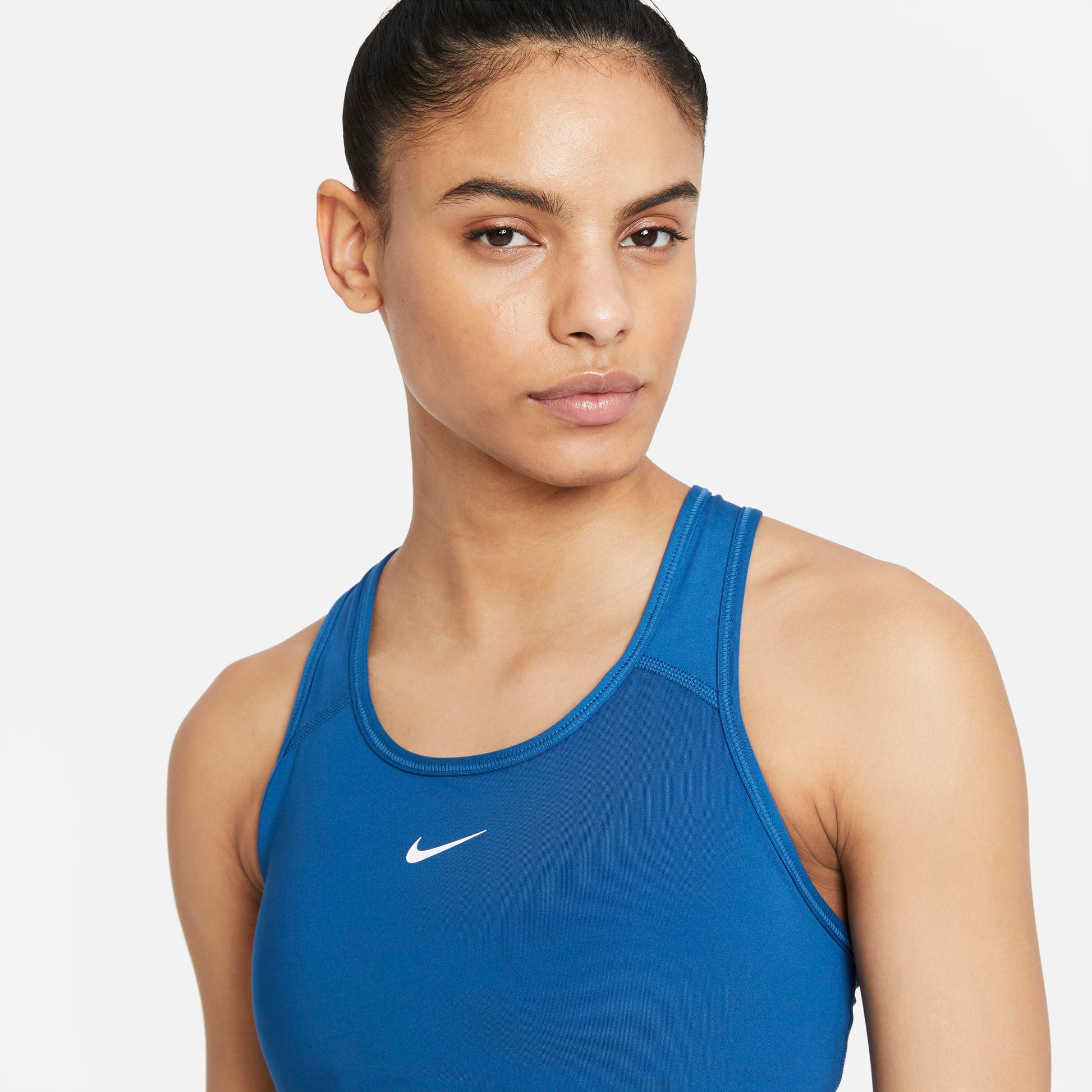 Swoosh medium-support sports bh