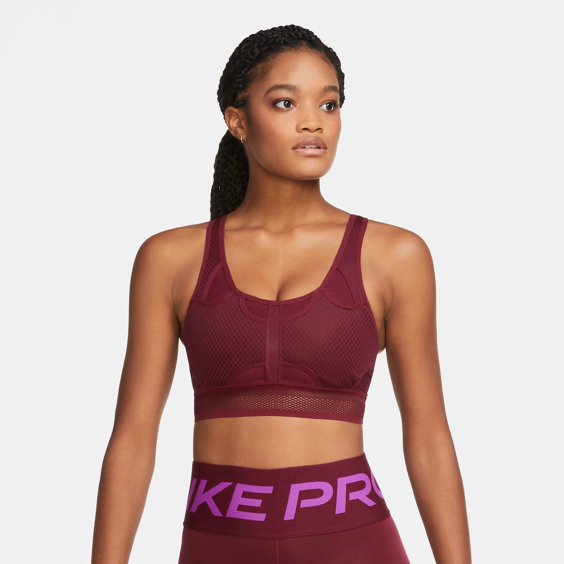 Swoosh UltraBreathe Medium-Support Sports BH