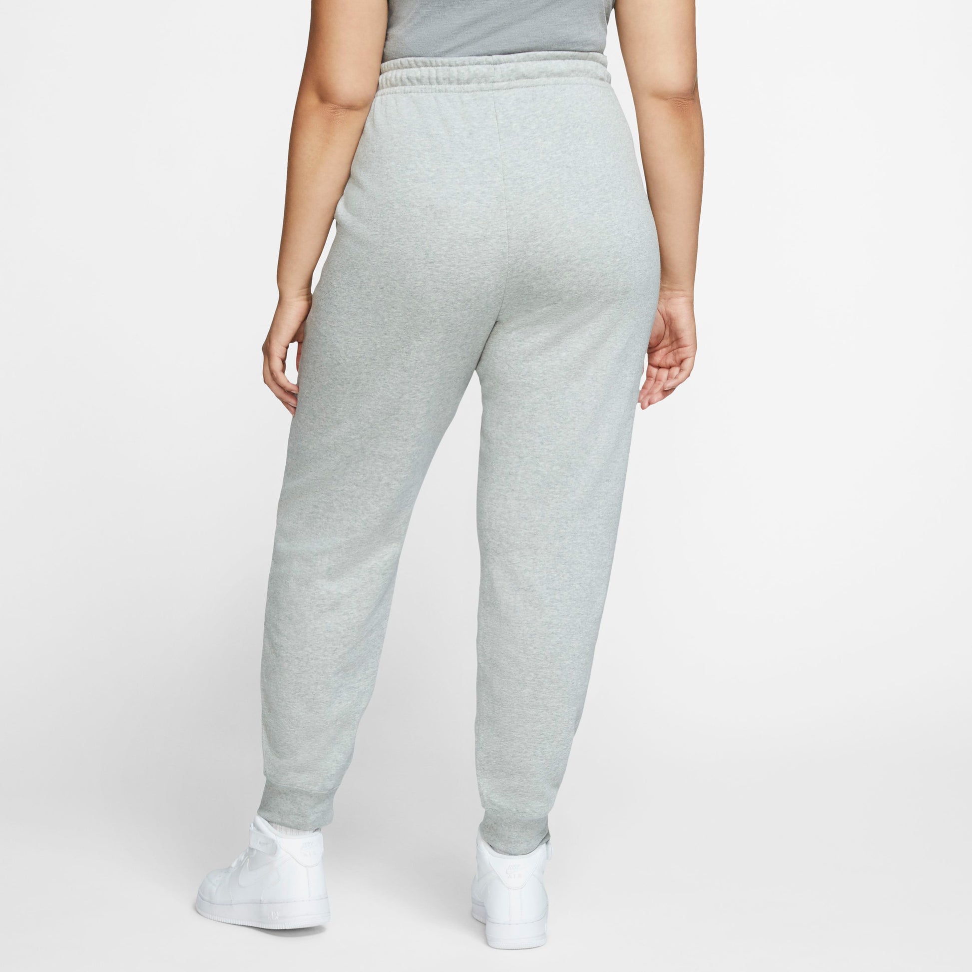 Sportswear Essential bukser (Plus Size)