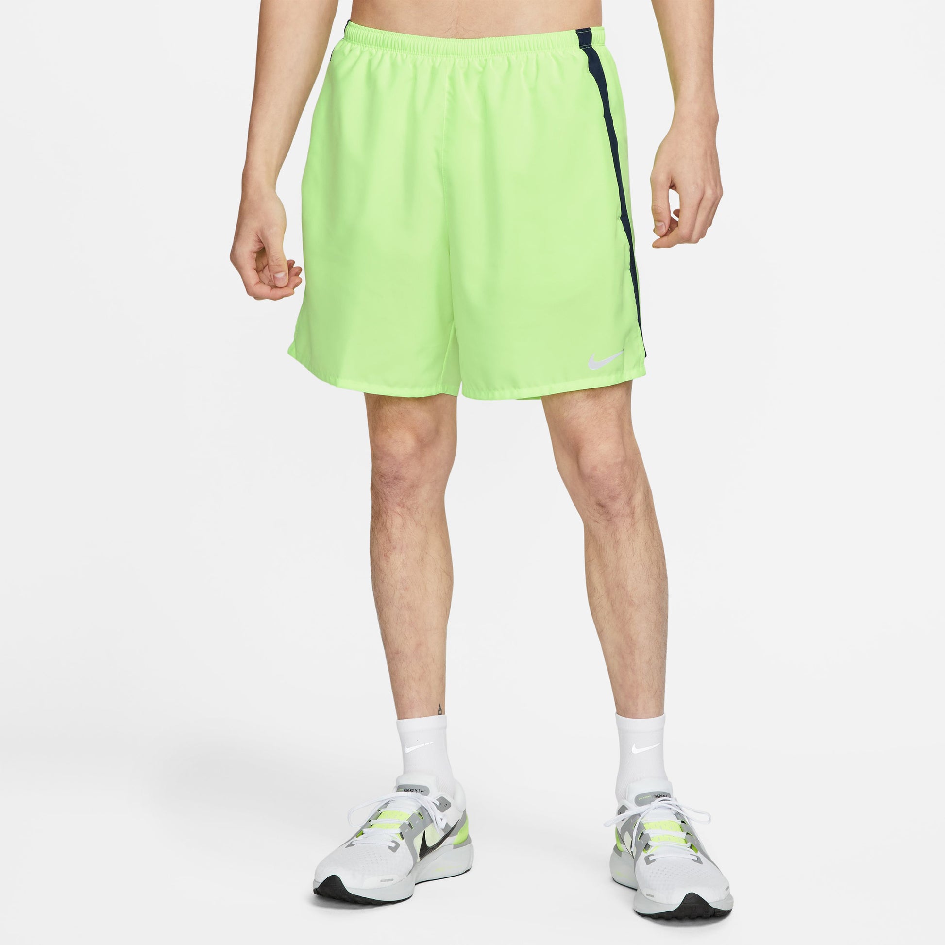 Dri-FIT Challenger 7" shorts