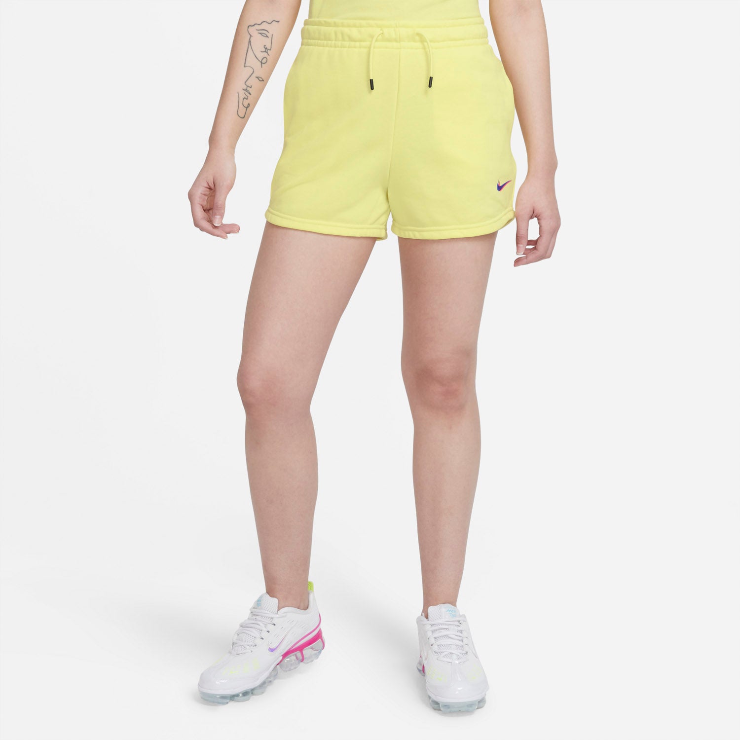 Sportswear Essential shorts