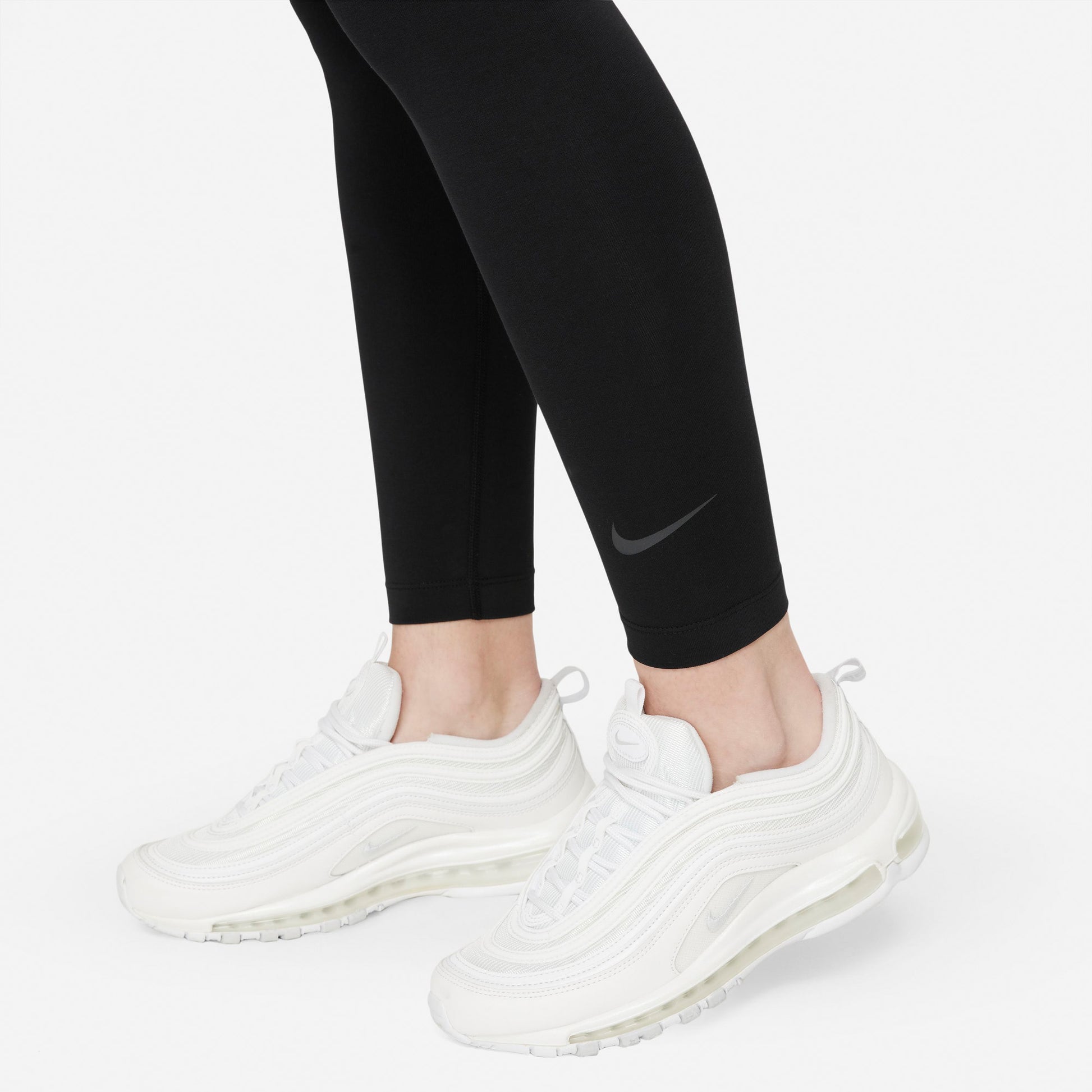 Sportswear Club High-Waisted leggings