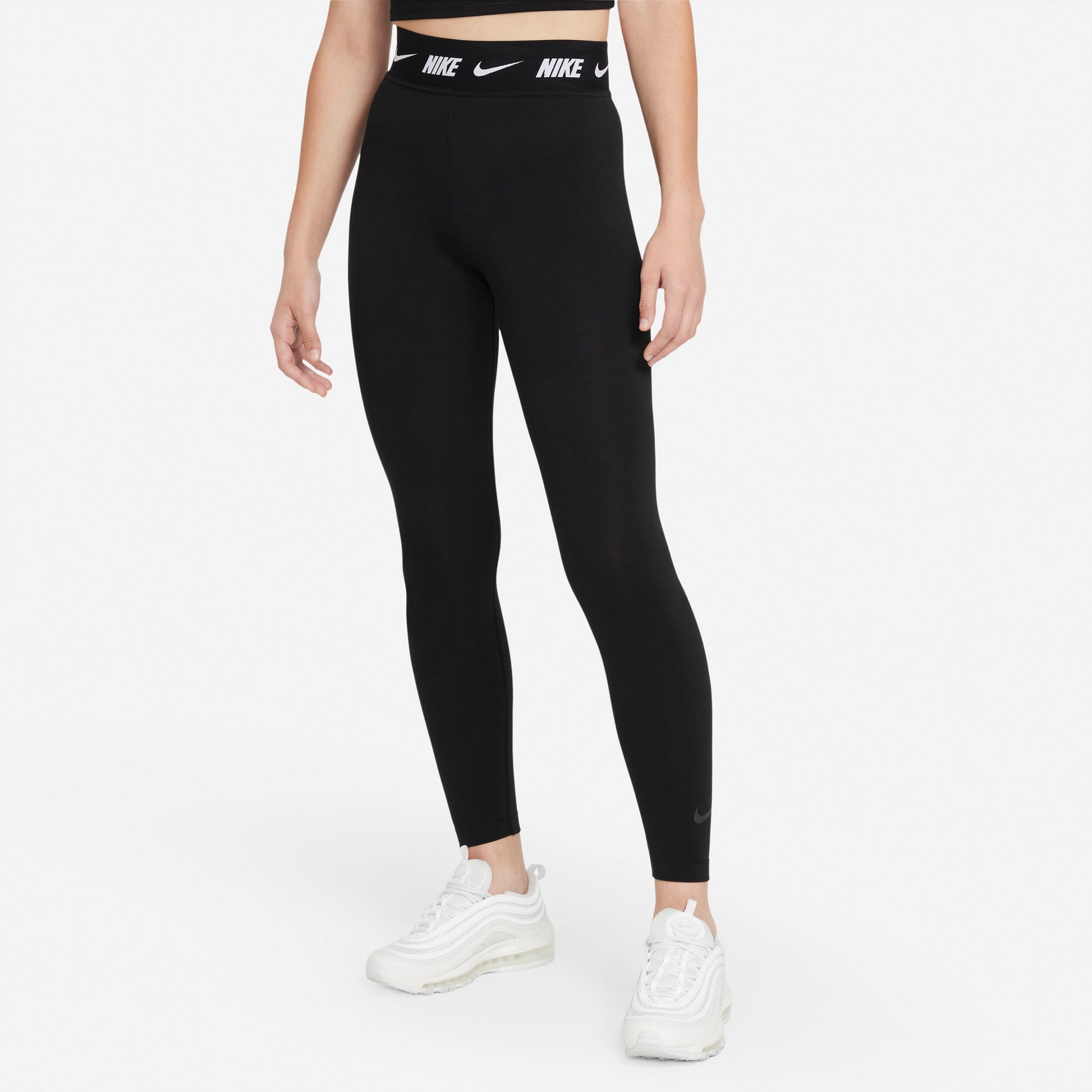 Sportswear Club High-Waisted leggings