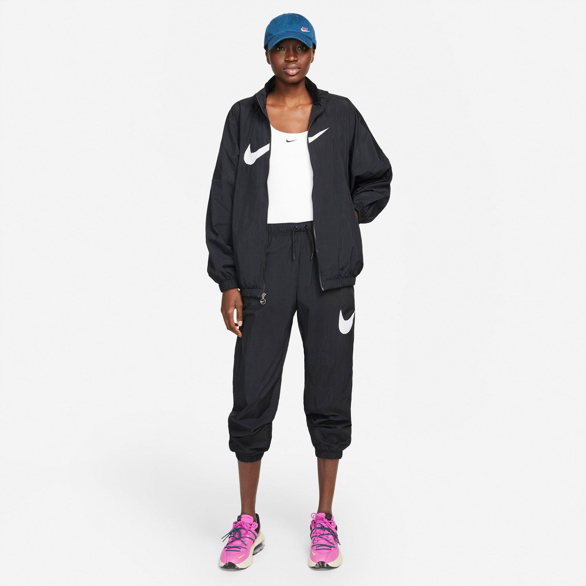 Sportswear Essential Woven vindjakke