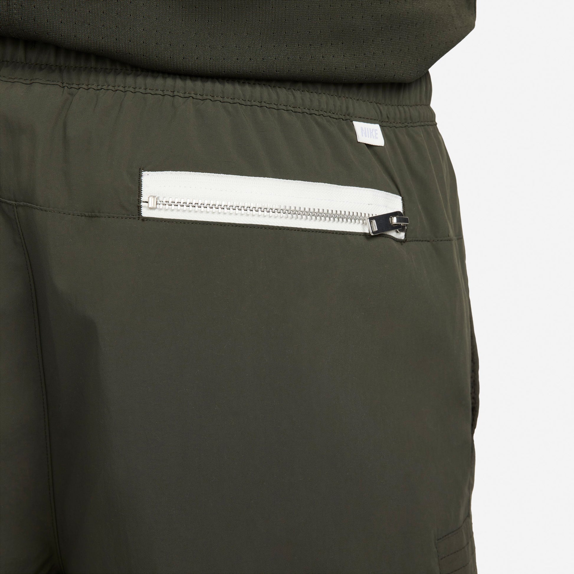 Sportswear Style Essentials Woven Utility shorts