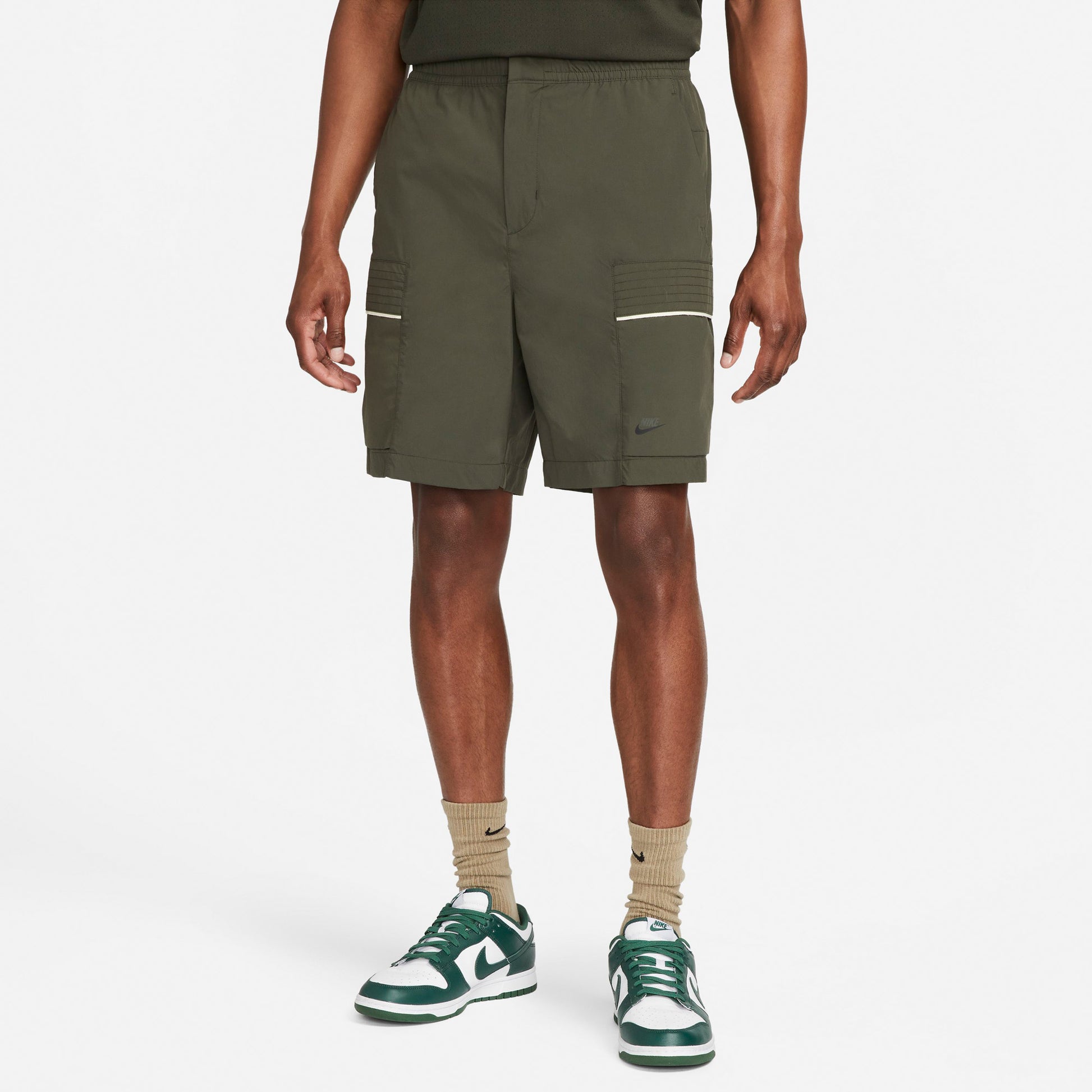 Sportswear Style Essentials Woven Utility shorts