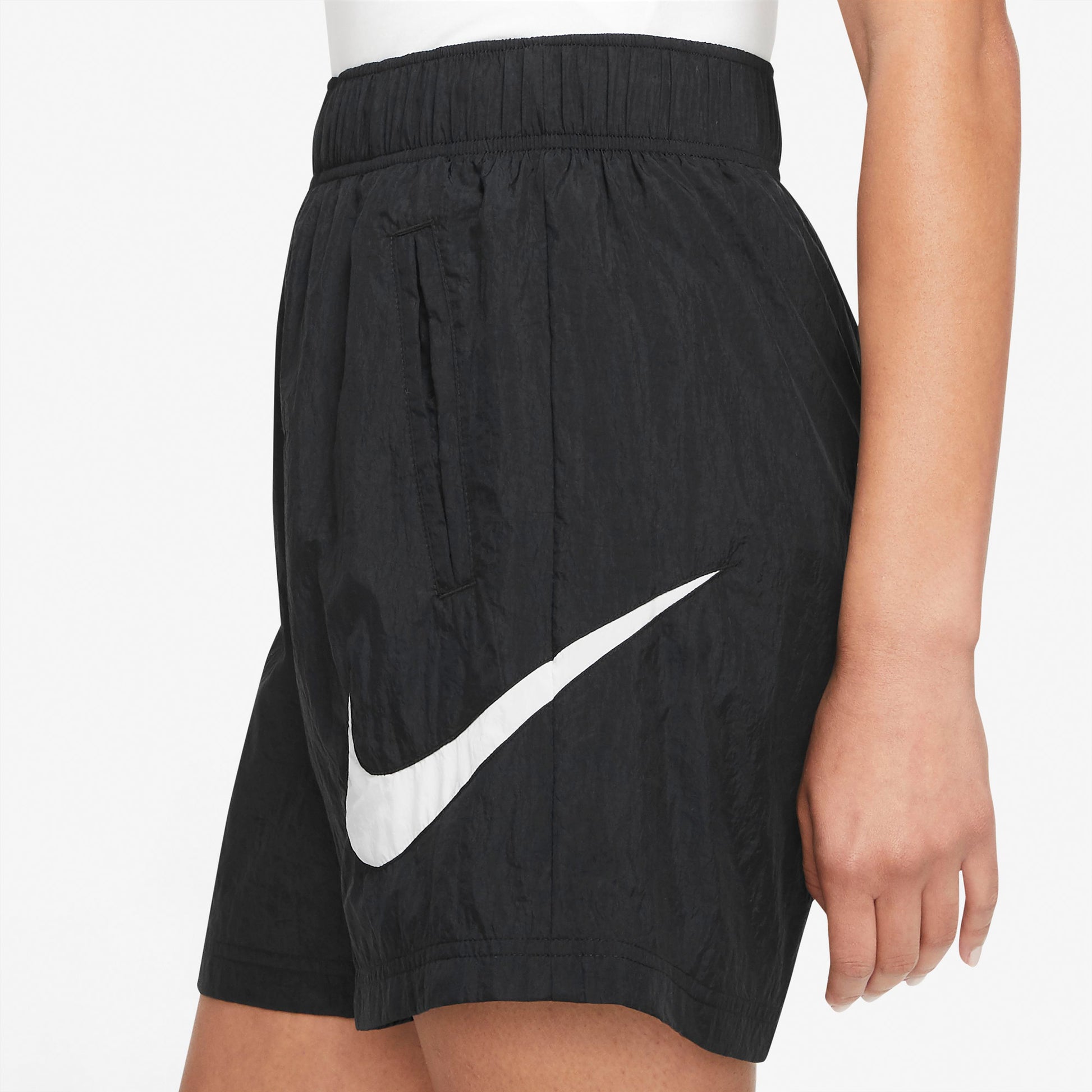 Sportswear Essential Woven Easy shorts