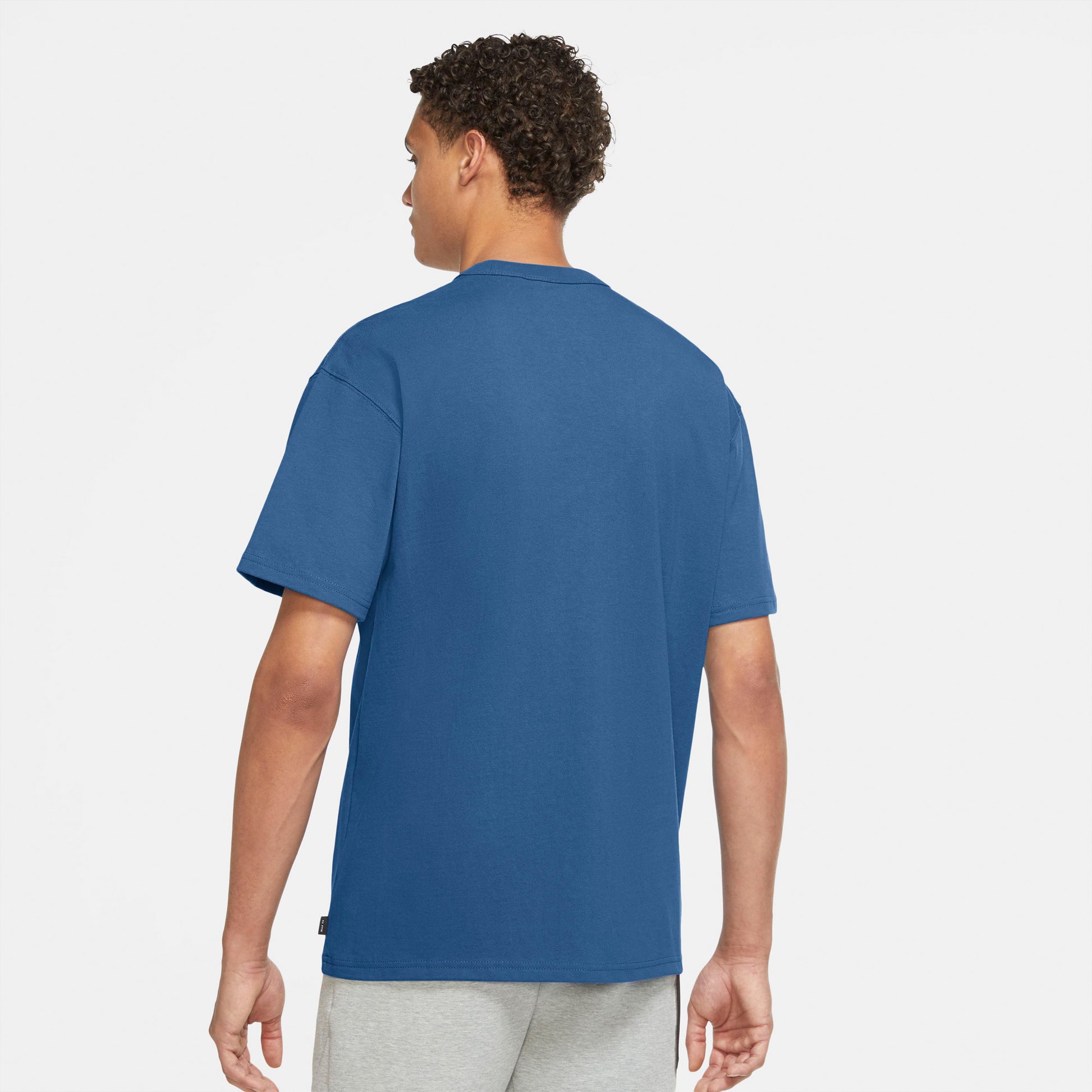 Sportswear Premium Essentials T-shirt