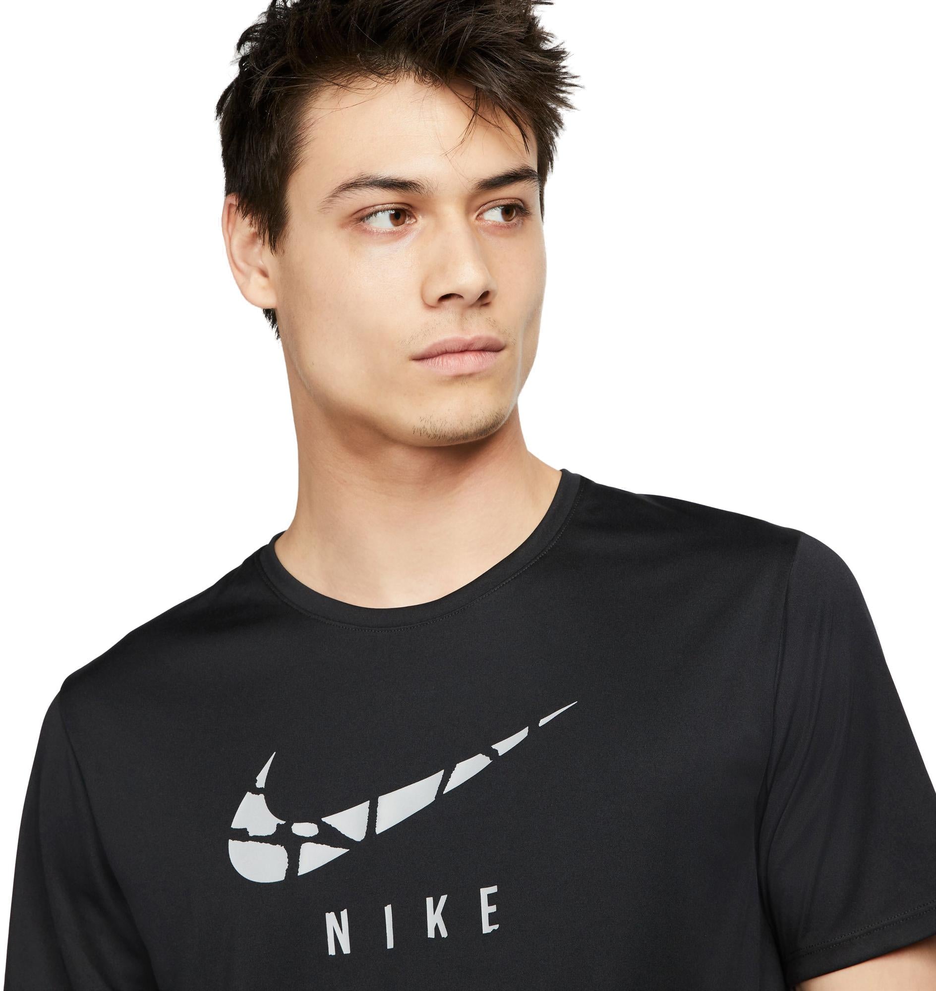 Dri-FIT Run Division T-shirt